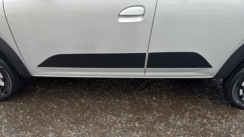 Dacia Spring 27kWh Expression 65 48kW 5dr Auto Electric Hatchback